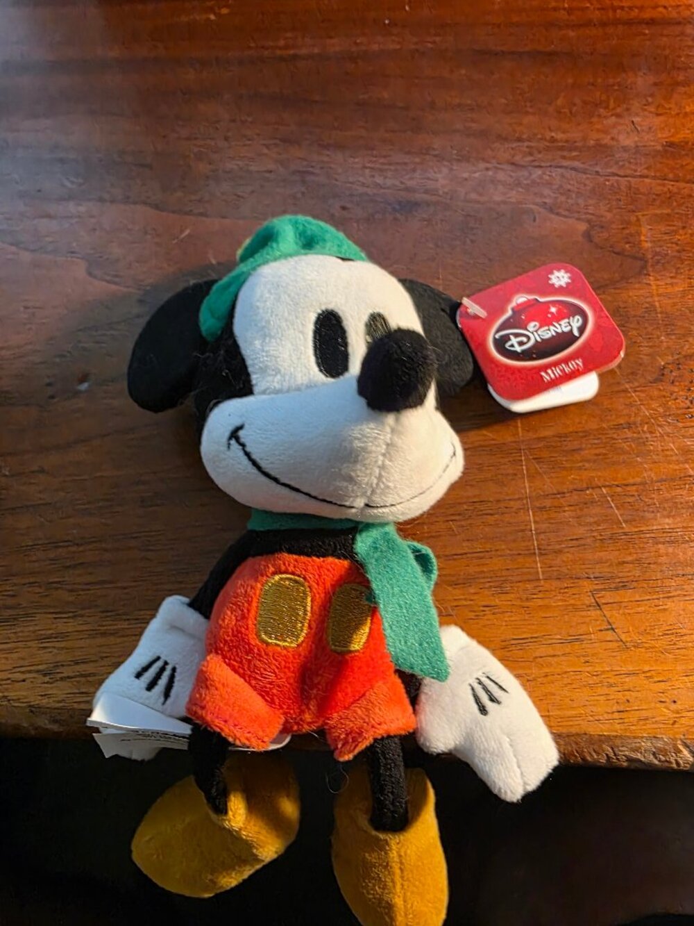 CHRISTMAS MICKEY MOUSE PLUSH DISNEY JUST PLAY RETRO STYLE 10" CVS